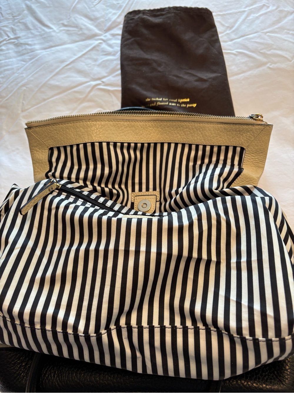 kate spade Two-Tone cream and Black Leather Shoulder Bag signature black tassel - Picture 8 of 14